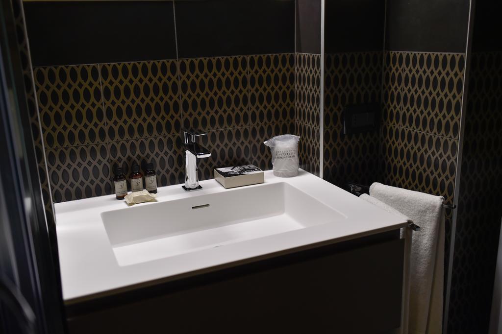 Palazzo Bovio - Boutique Apartments بادوفا المظهر الخارجي الصورة